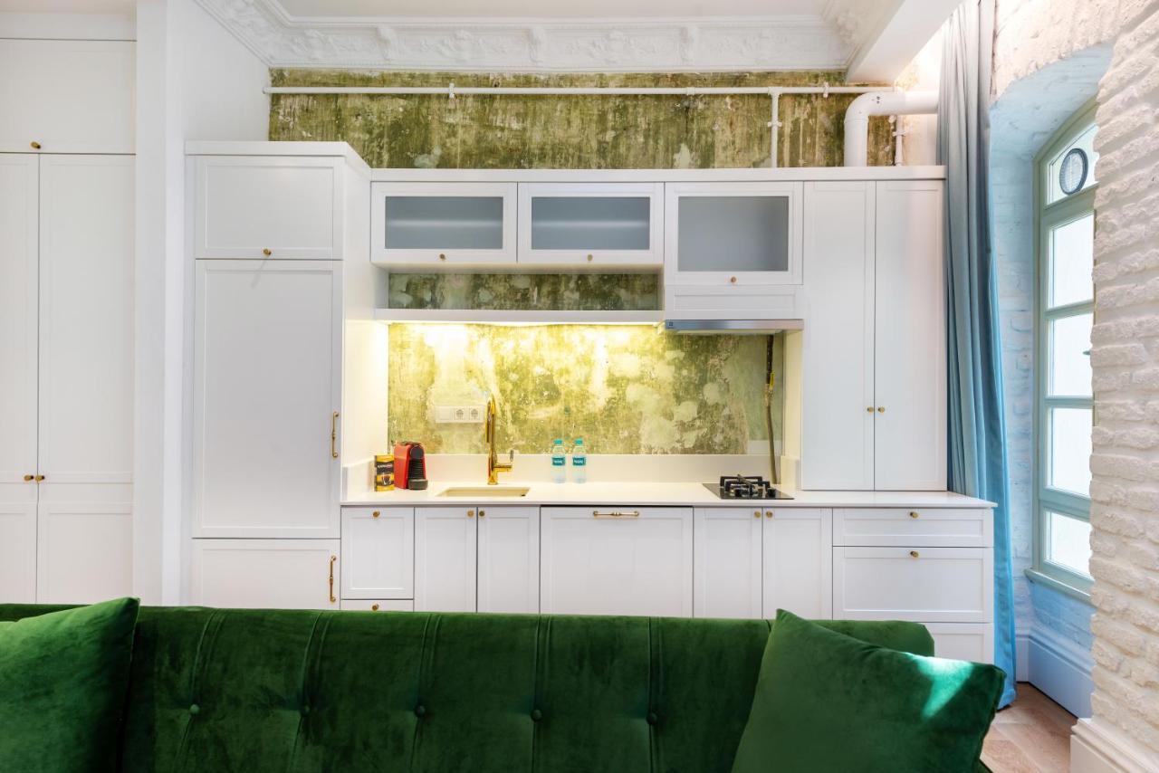 Mayer Liberty Apartments Истанбул Екстериор снимка