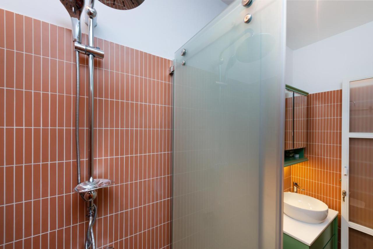 Mayer Liberty Apartments Истанбул Екстериор снимка