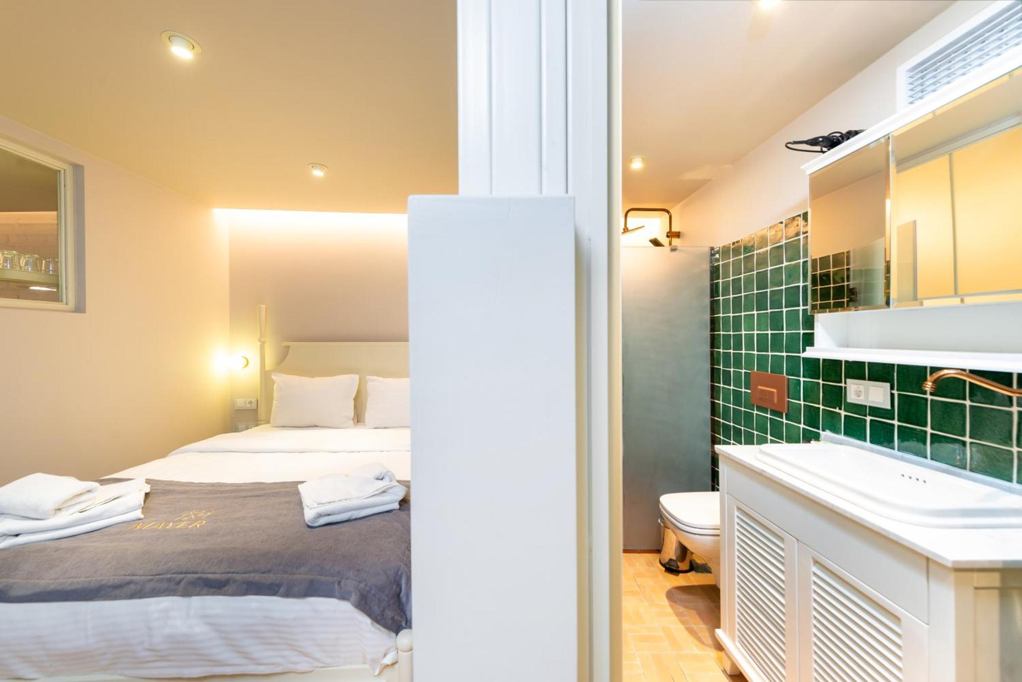 Mayer Liberty Apartments Истанбул Екстериор снимка