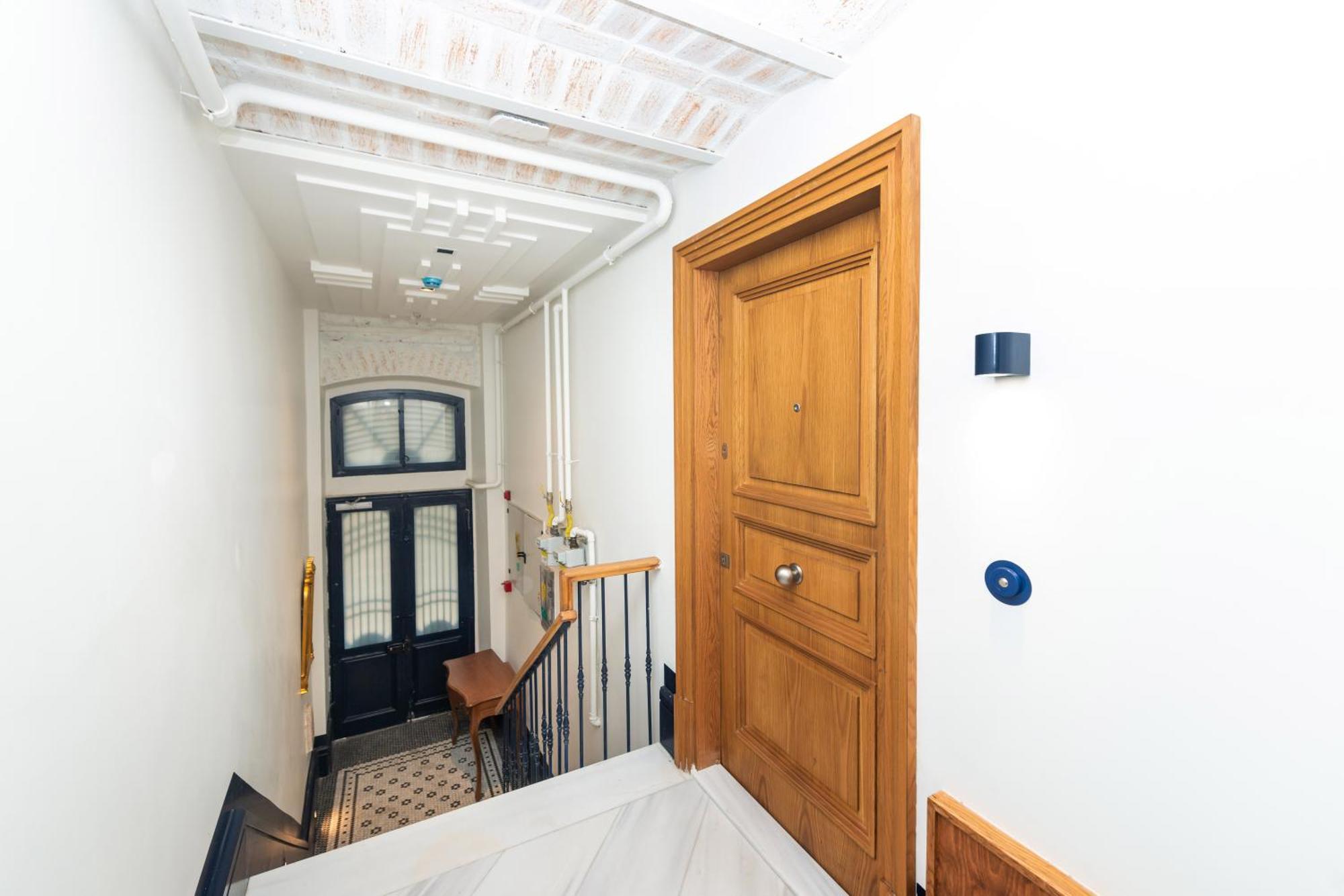 Mayer Liberty Apartments Истанбул Екстериор снимка